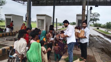 Photo of बाढ़ आपदा में मददगार – गोलू यादव बडेरा