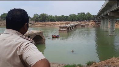 Photo of 24 घंटे बाद भी नही मिले प्रभु ,पचावली पुल से लापता ग्रामीण