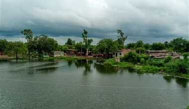 Photo of कोलारस एवं बदरवास जनपद क्षेत्र में भ्रष्टाचार की पोल खोलती इंजीनियरिंग: धरातल से सैकड़ों तालाब गायब