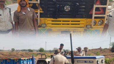 Photo of कलेक्टर के सख्त निर्देश… फिर भी सिंध घाट पर किसका संरक्षण?
